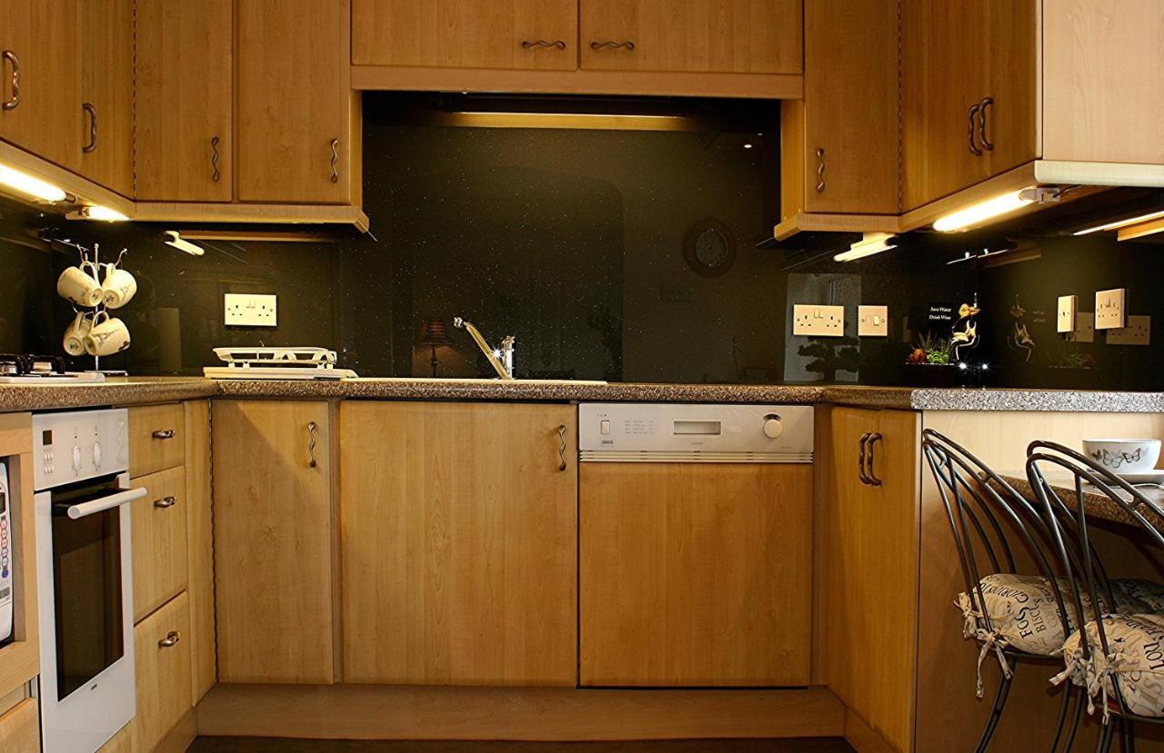 סטירלינג Linden Apartment מראה חיצוני תמונה
